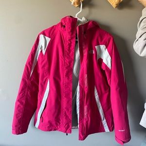 The North Face snow jacket with shell. Size small. In great condition.